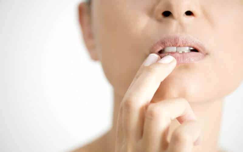 Có phương pháp chẩn đoán nào để xác định tình trạng miệng bị giật?
