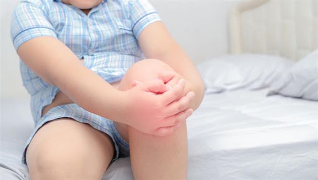 Viêm khớp dạng thấp ở trẻ em là gì?
