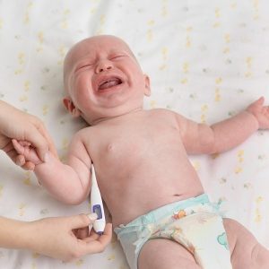 Tác động của viêm hô hấp trên ở trẻ sơ sinh đến sự phát triển và sức khỏe của trẻ?
