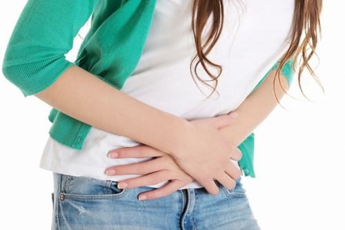 Các nguyên nhân gây ra đau ruột thừa phía bên nào là gì?

