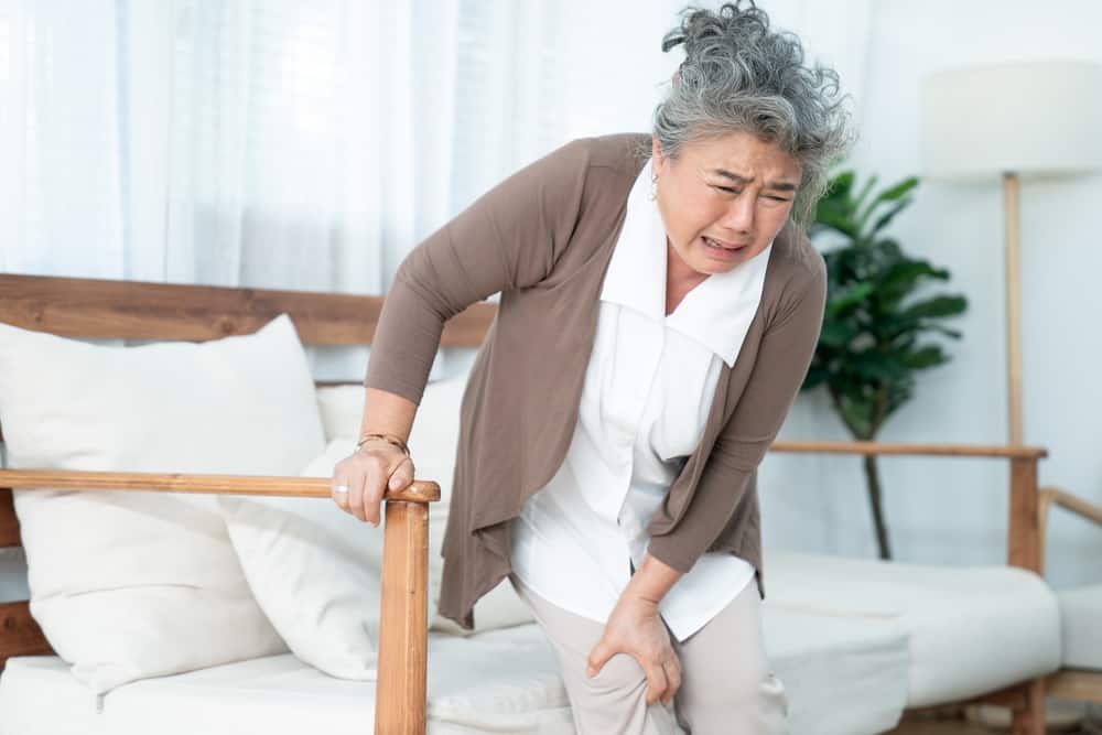 Thuốc bổ sung canxi cho người già có hiệu quả trong việc giảm nguy cơ gãy xương không?
