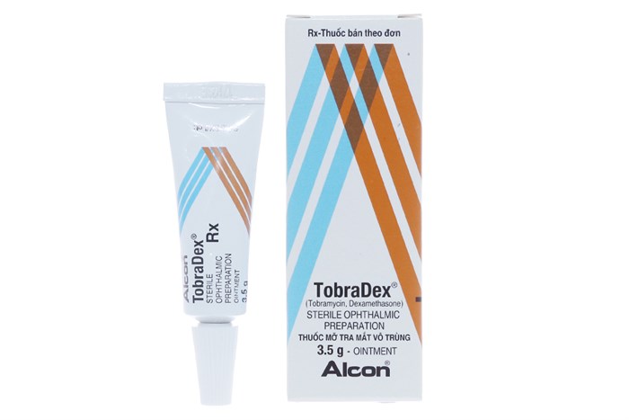Thuốc nhỏ mắt Alcon Tobradex có chứa corticoid không? Nó có tác dụng gì?
