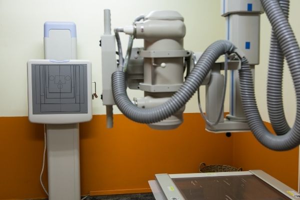 Ứng dụng của kỹ thuật X-quang cột sống thắt lưng trong thực hành lâm sàng và nghiên cứu khoa học.
