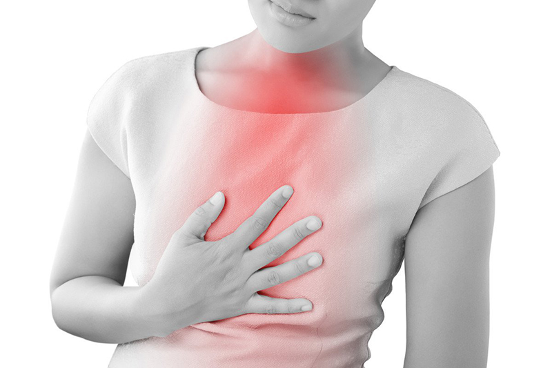 Nguyên nhân gây đau tức giữa ngực là gì?
