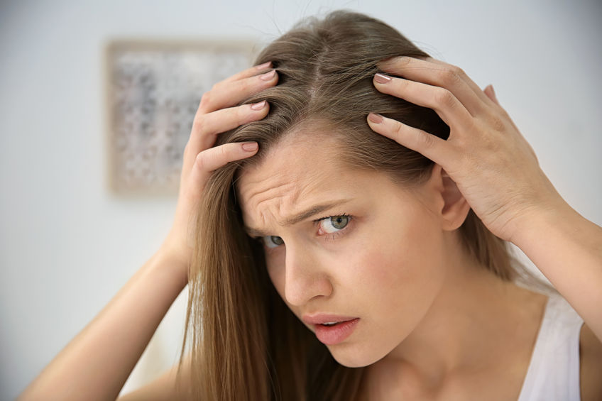 rụng tóc do rối loạn chức năng tuyến giáp